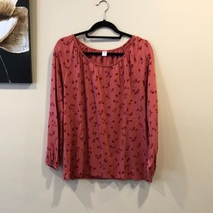 Dark peach flowered top.